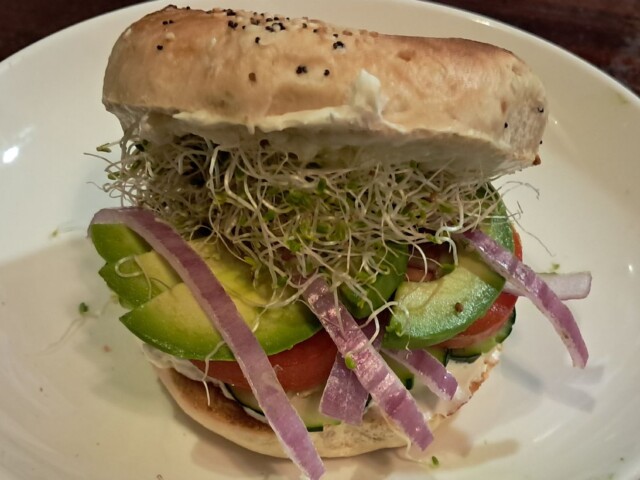 Veggie Bagel