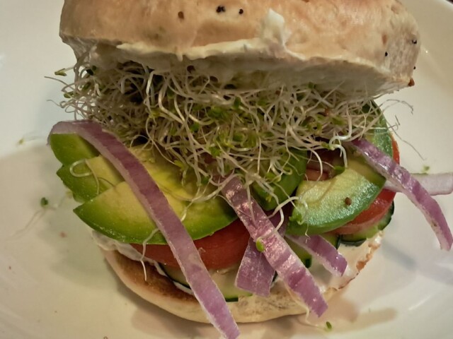 Veggie Bagel